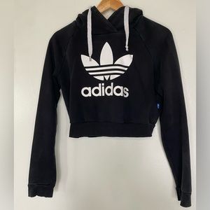 Adidas cropped women’s sweatshirt size small